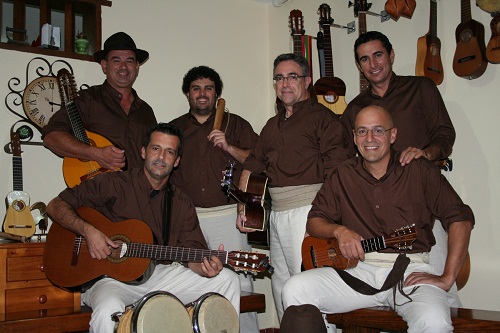 La parranda Trasmallo presenta su primer disco en ‘El candil’