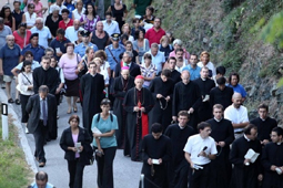 »Sólo unidos se puede salir de la crisis»