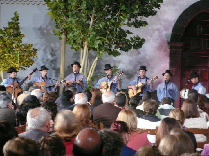 La parranda El golpito presenta su nuevo disco en ‘El candil’
