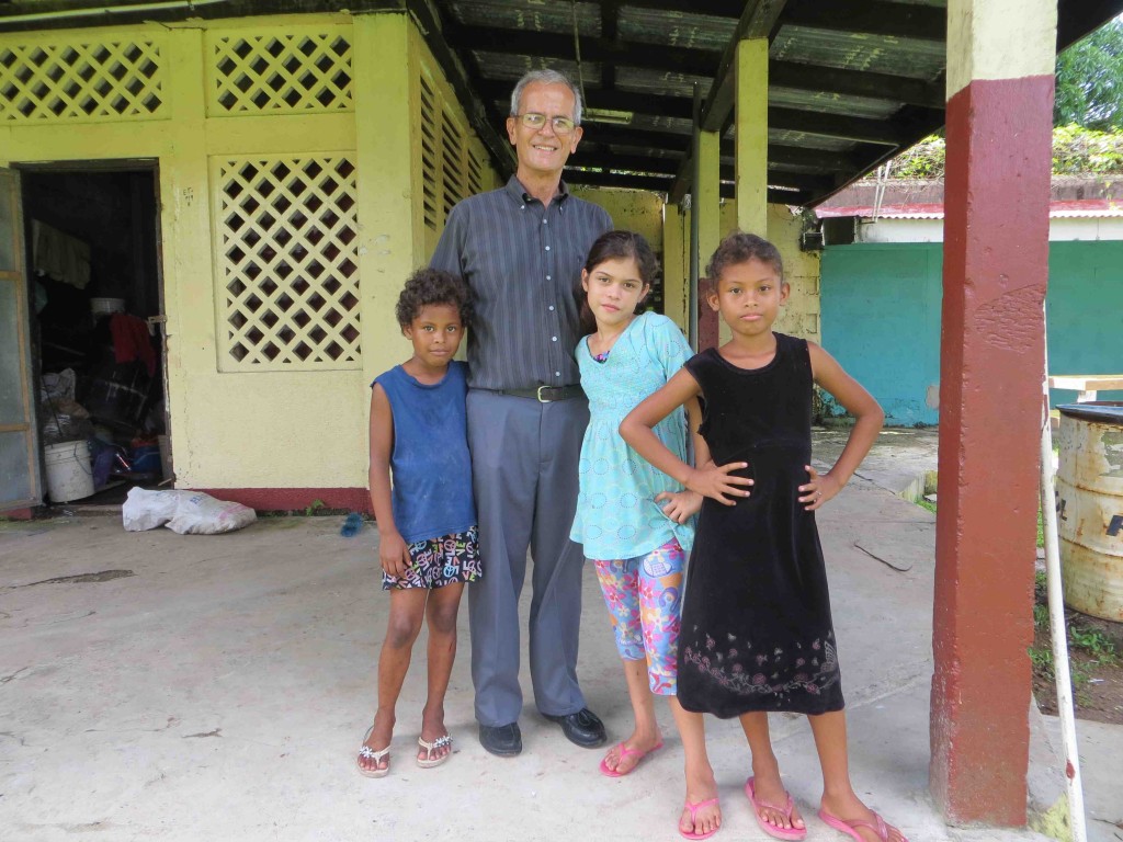 El misionero canario Isidoro Sánchez, en ‘Protagonistas ustedes’