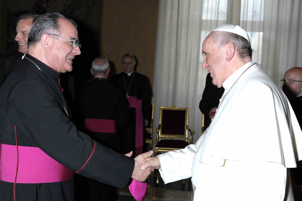 El Obispo Cases visita al Papa Francisco