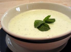 Crema fría de pepino y arroz tres delicias, ‘En la cocina’