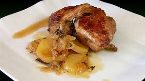 Pierna de cordero al horno, ‘En la cocina’