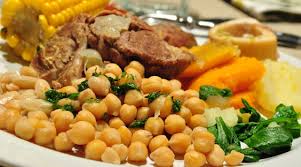 Puchero canario, ‘En la cocina’