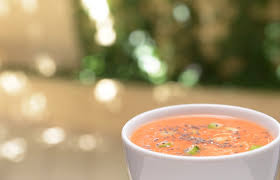 Gazpacho canario, ‘En la cocina’