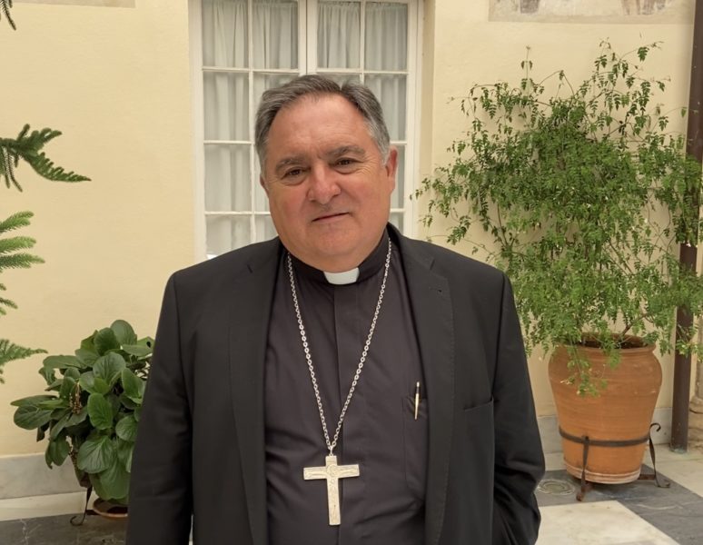 Aquí puedes ver la entrevista al obispo José Mazuelos